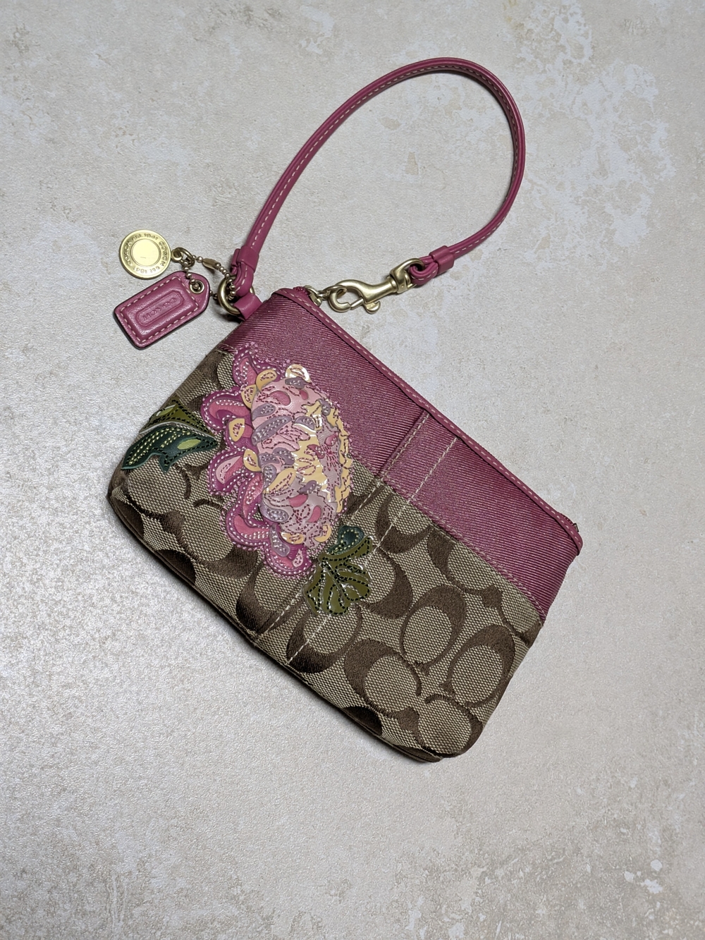 Coach Vintage Limited Edition Peony Wristlet Y2K